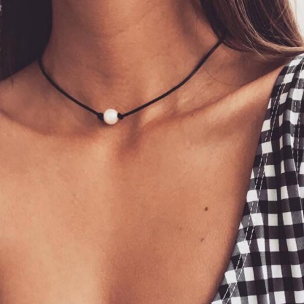 Pearl Choker